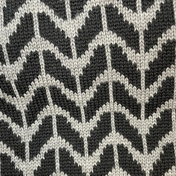 Roland Mouret knit sweater dress, size 12 - Picture 17 of 17